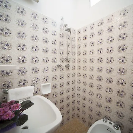 호텔 Luna 리미니