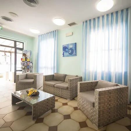 Luna Hotel