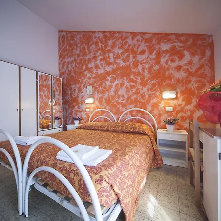 Luna Hotel